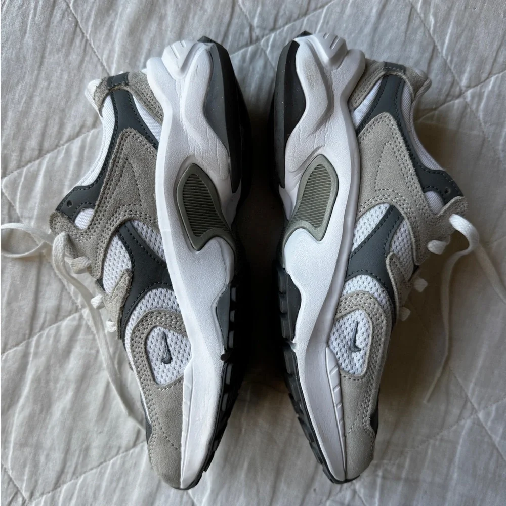 Nike AL8 Women’s Sneakers - Picture 4 of 7